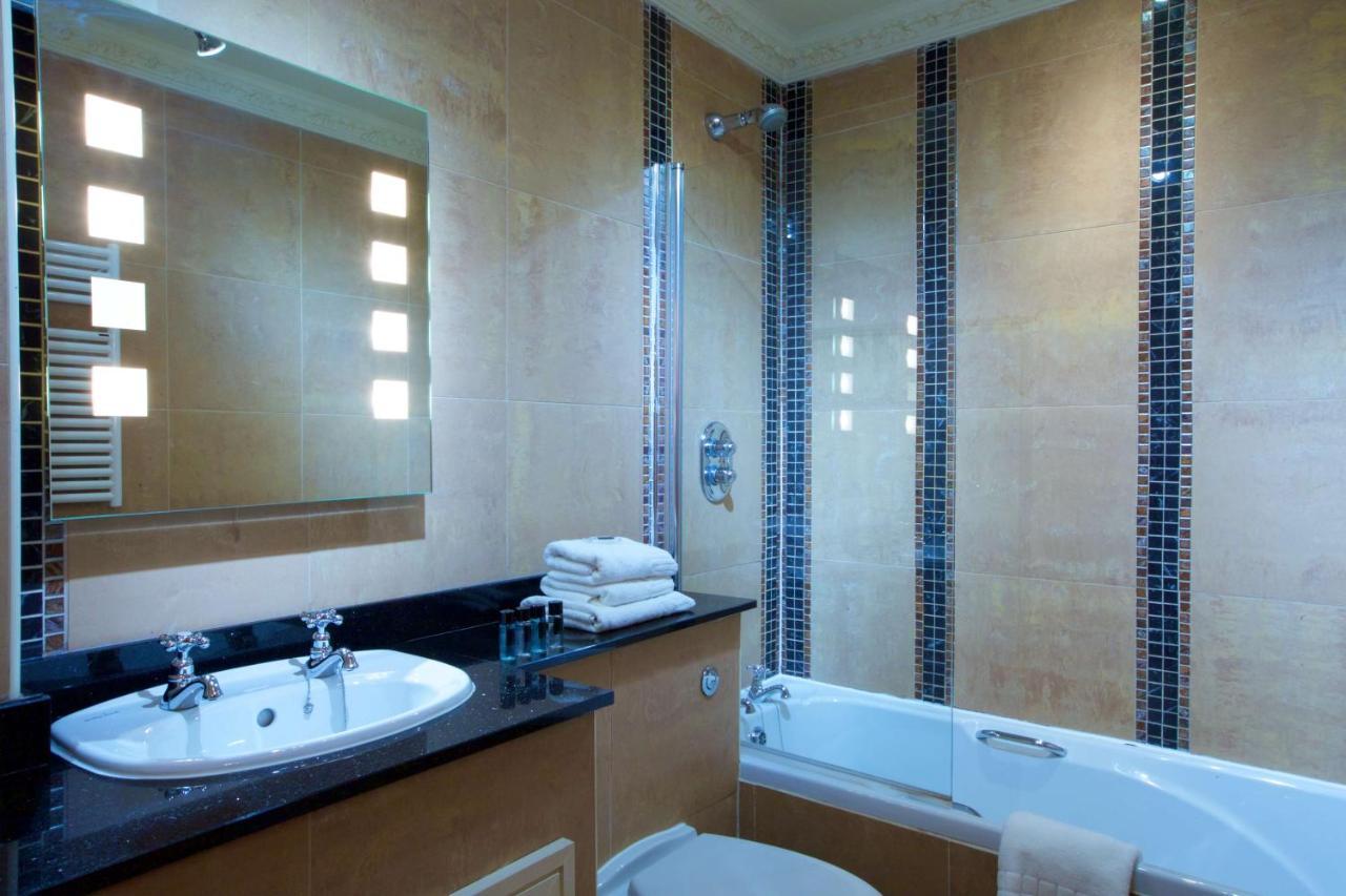 Hotel, Sure Collection By Western Hotel 3*