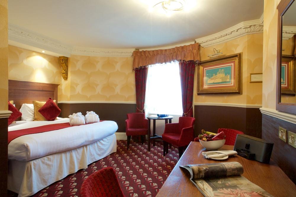 Hotel, Sure Collection By Western