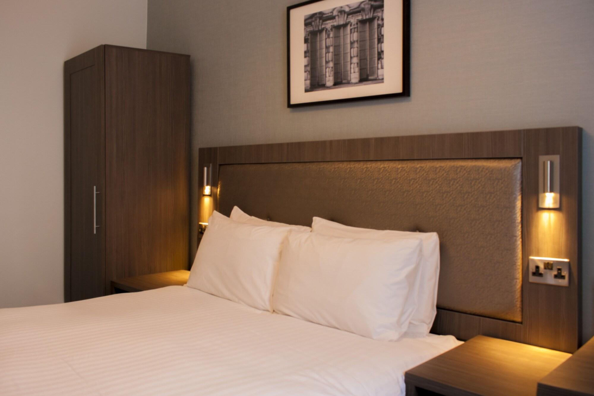 Hotel, Sure Collection By Western 3*